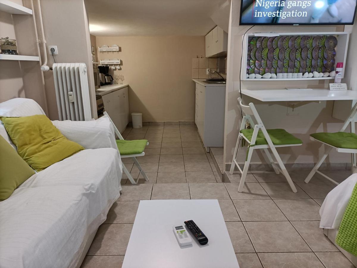 Appartement Urban Studio à Athènes Extérieur photo